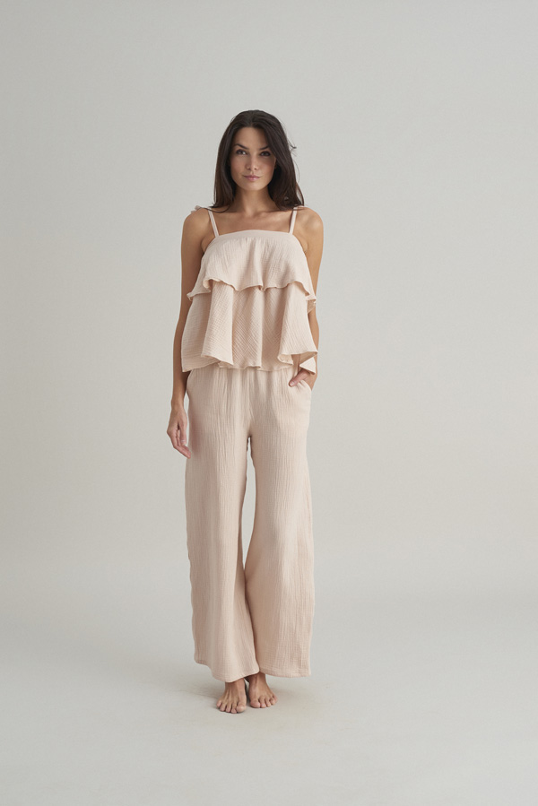 Wavy cream pants 
